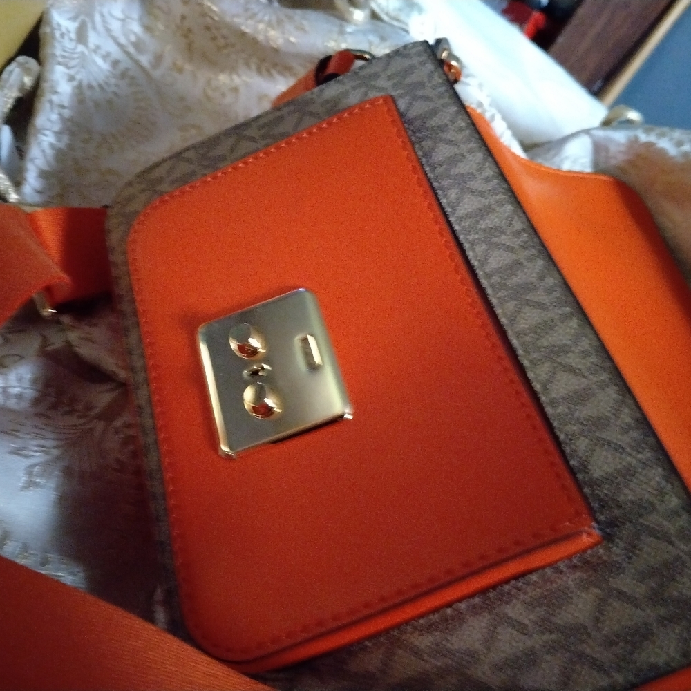 Michael Kors crossbody bag